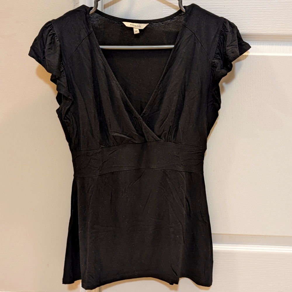 Flutter sleeve t-shirt